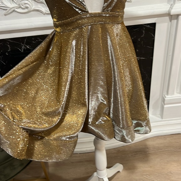 Luxxel gold open back , a line skirt mini dress - Picture 5 of 7